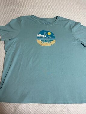 Life Is Good Light Blue Short Sleeve Beach Graphic Tee size XXL